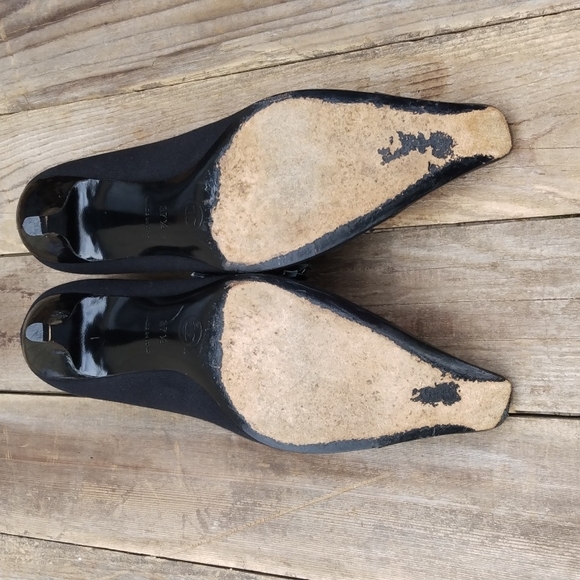 CHANEL HEELS 🥀 - Picture 10 of 14